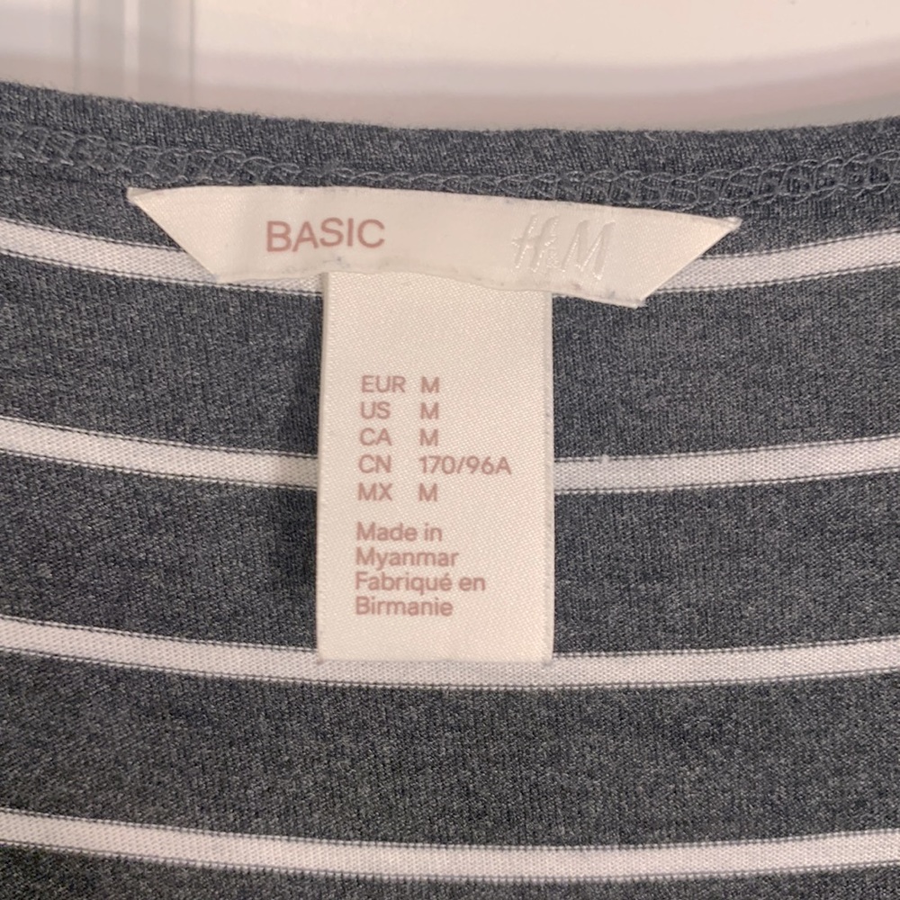 Striped top - Picture 2 of 5